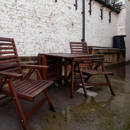 Lovely 2 Bedroom Apartment In Tooting Londres Exterior foto