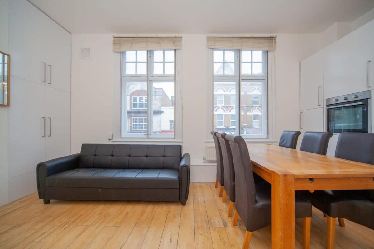 Lovely 2 Bedroom Apartment In Tooting Londres Exterior foto